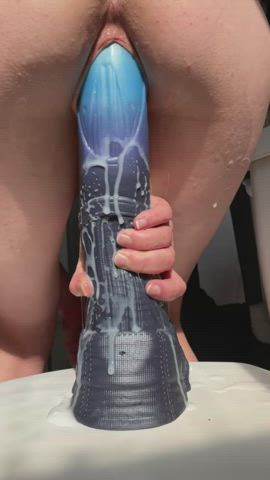 Huge Dildo Pussy Riding Solo Stretching - free porn video