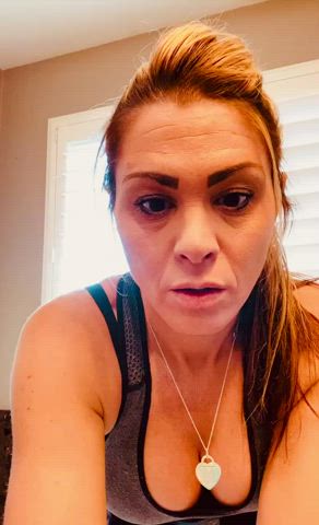 Monday should always start with coffee, workout, a fuck, and shower. Only getting 3 of those today. 39yo w 3 kids - free porn video
