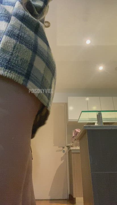 Hi! Can i get naked here? - free porn video
