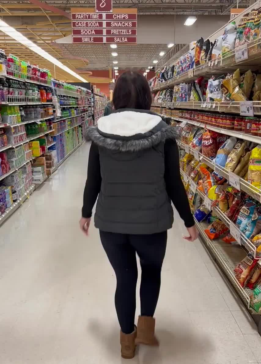I promise I’ll make our grocery store trips fun - free porn video
