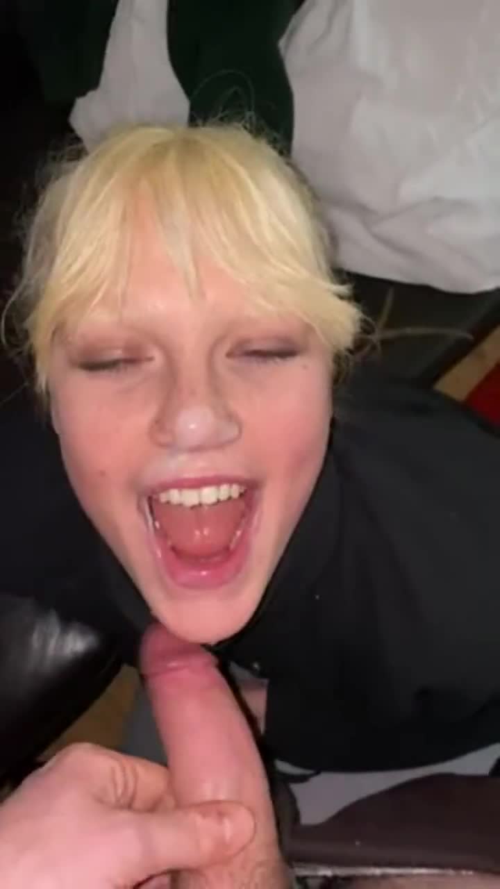 I want more on my face - free porn video
