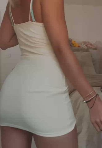 Shaking my booty 😉 I'm not wearing anything under this dress.. Just bare and cheeky 🍑 - free porn video