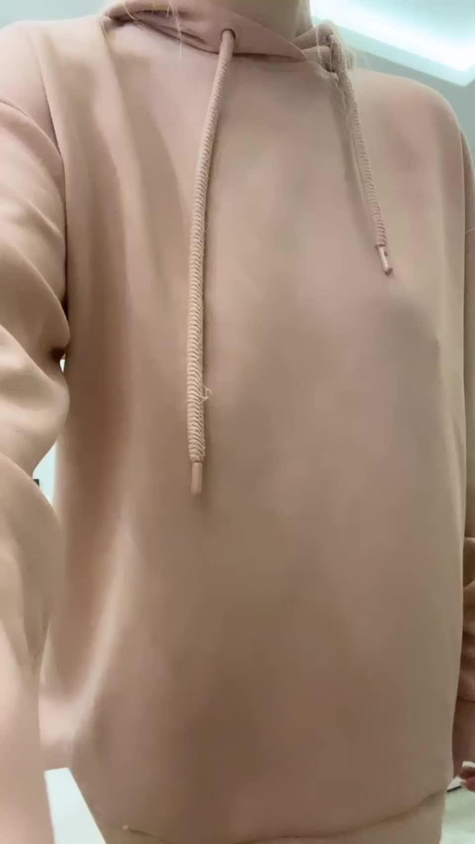 I'm sure my boobs would look better bouncing on top of you 😏 - free porn video