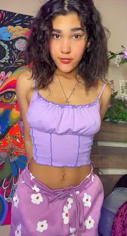 Help my pussy with your tongue? - free porn video