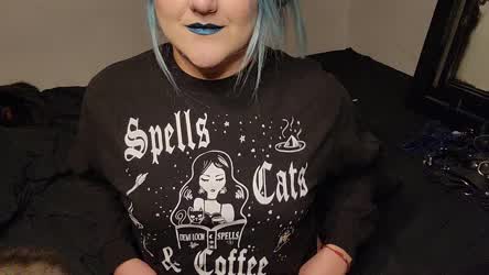 I hope someone here would give a goth girl a deep creampie - free porn video