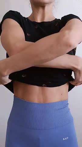Need to change for the gym - free porn video