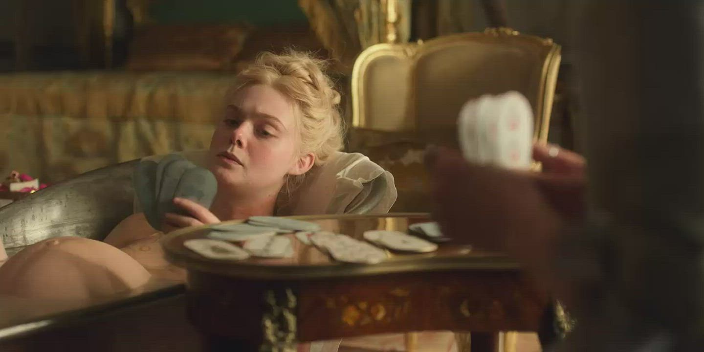 Elle Fanning Naked in bath "The Great" 2021 - free porn video