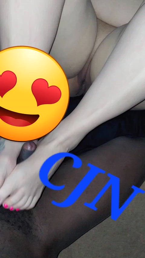 Who like soles and who like toes?😍😍Size 12s👀👀👀 - free porn video