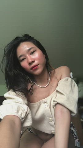 If you will cum in my mouth, would you like me to spit it or swallow it? - free porn video