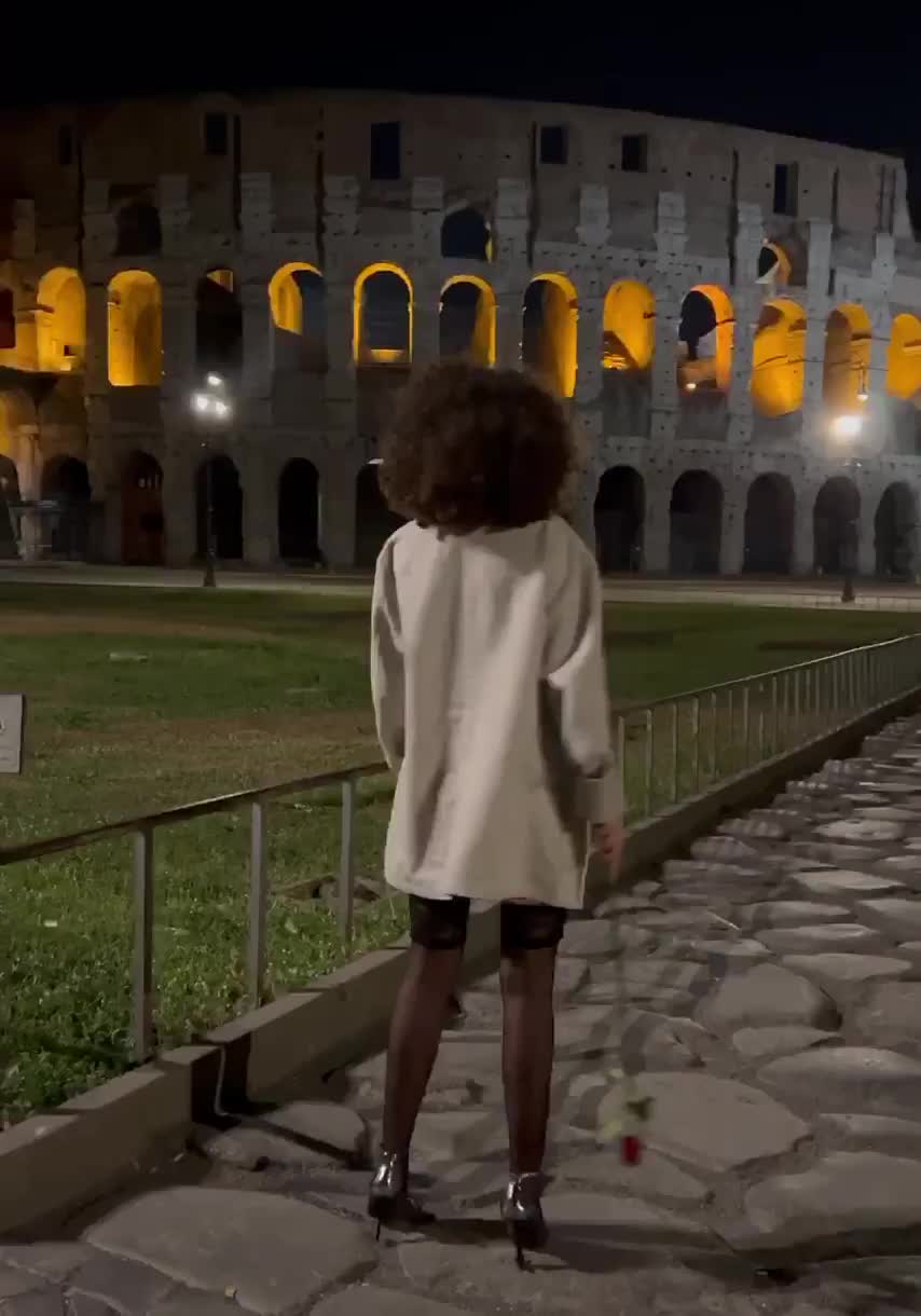Ancient masterpiece vs My masterpiece [GIF] - free porn video