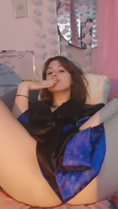 Let me show you all my cute pussy - free porn video