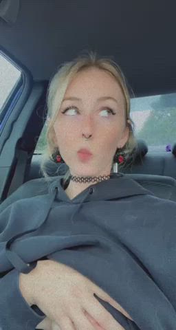 flashing in the store parking lot - free porn video