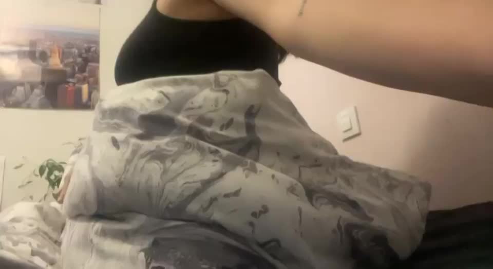 Wanna eat my pussy daddy? - free porn video