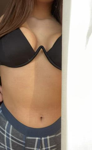i just love playing with my tits - free porn video