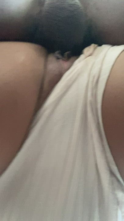 Amateur Latina cum slut enjoys bbc pounding - free porn video