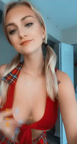 Peek a Boo ! - free porn video