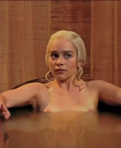 Emilia Clarke (brightened) - free porn video