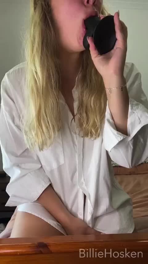 I love shoving it down my throat - free porn video