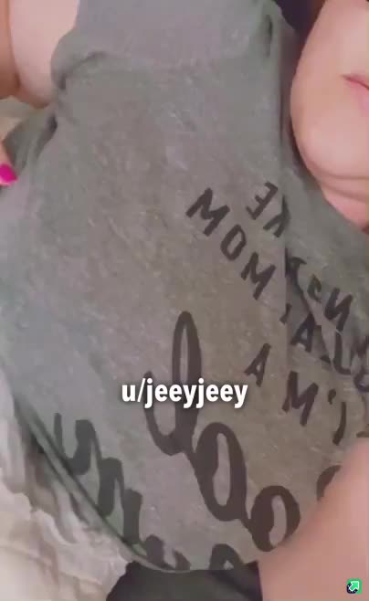 Looking for some strong hands 😈 he finally fell asleep, ready to be naughty 🤫 - free porn video