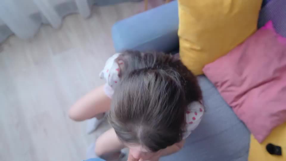 I don't stop touching pussy when I suck dick - free porn video