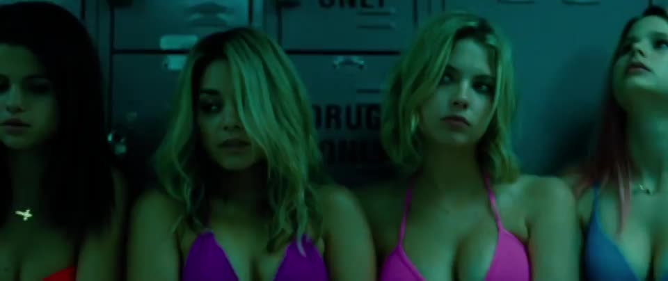 Selena Gomez, Vanessa Hudgens, Ashley Benson & Rachel Korine [Spring Breakers] - free porn video