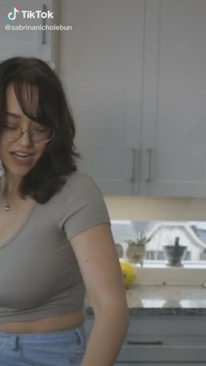 Good Looks - free porn video