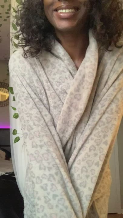 Do you like this chocolate ? - free porn video