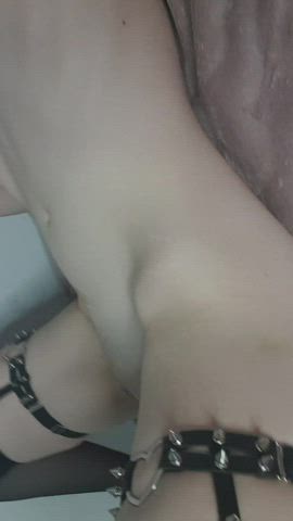 I'm just a petite girl obsessed with big butt plugs - free porn video