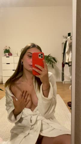 Can my 2003 body give you a boner? 🥵 - free porn video