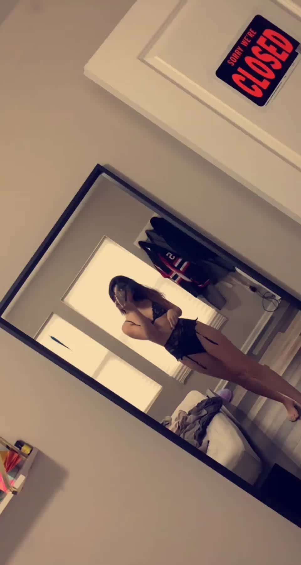 Mirror sex, anyone? - free porn video
