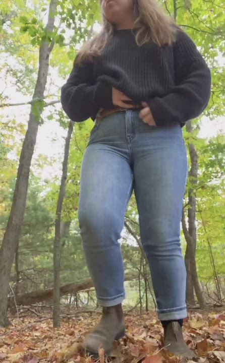 Had to take little break from walking in woods - free porn video
