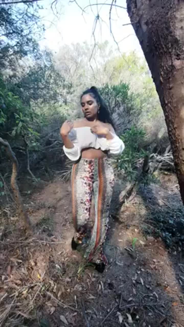 Do me in the forest - free porn video