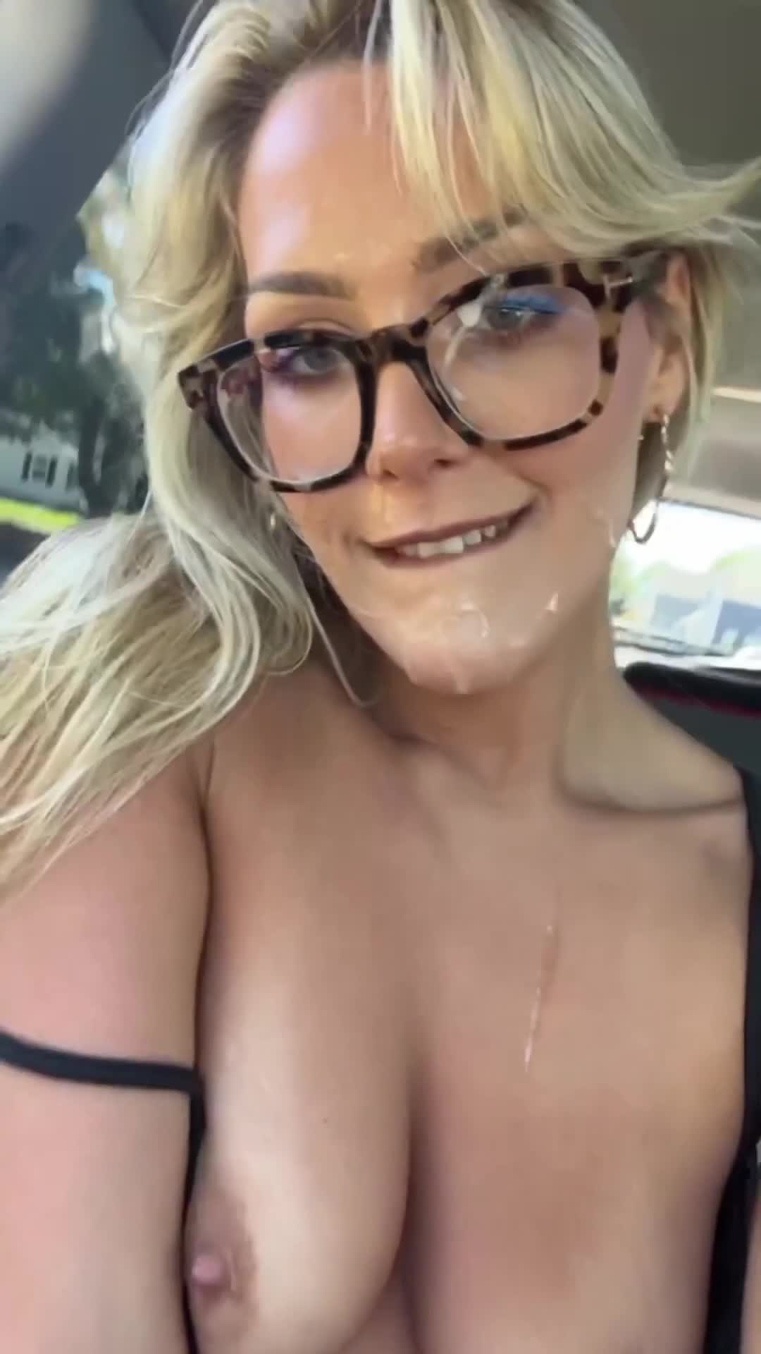 local cumslut goes for a walk 💦  - free porn video