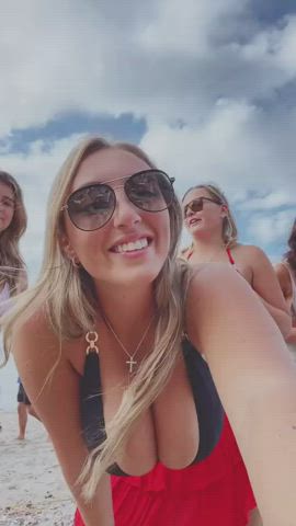 Big girls dancing - free porn video