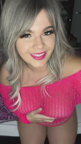 Am I cute in pink? - free porn video