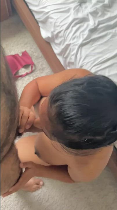 Early morning bj be the best specially when she's on her knees - free porn video