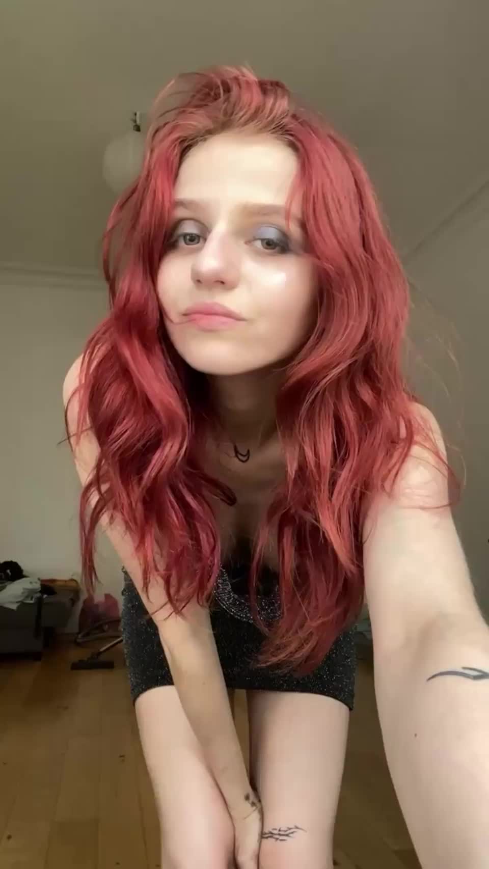 legal titties but illegaly horny🥵 - free porn video