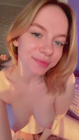 See how the sun's rays pierce my young body - free porn video