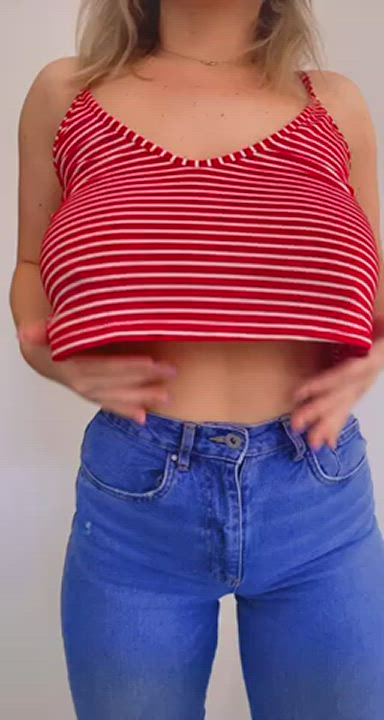 I know you want to squeeze them - free porn video