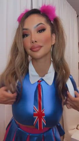 Bimbo in training! - free porn video