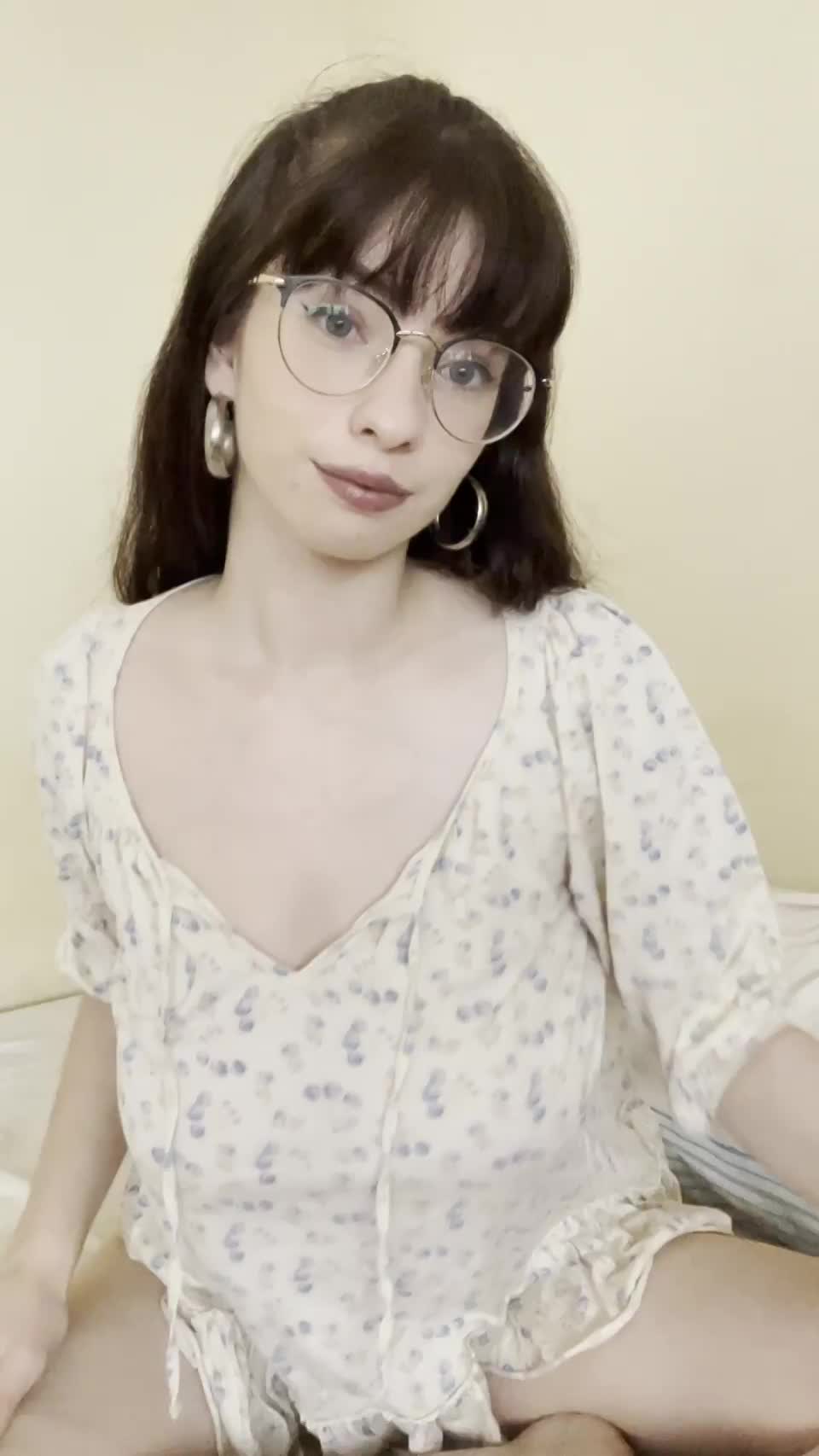 my bed is waiting on unspeakable things to happen on it - free porn video