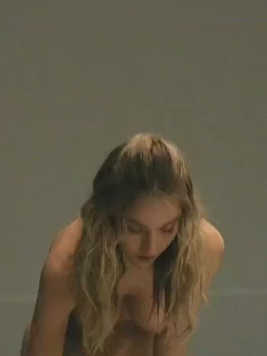 Sydney Sweeney nude scenes in her new movie "The Voyeurs" - free porn video