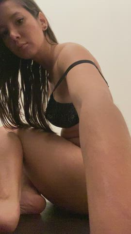 Oh hey, want to look at my ass? - free porn video