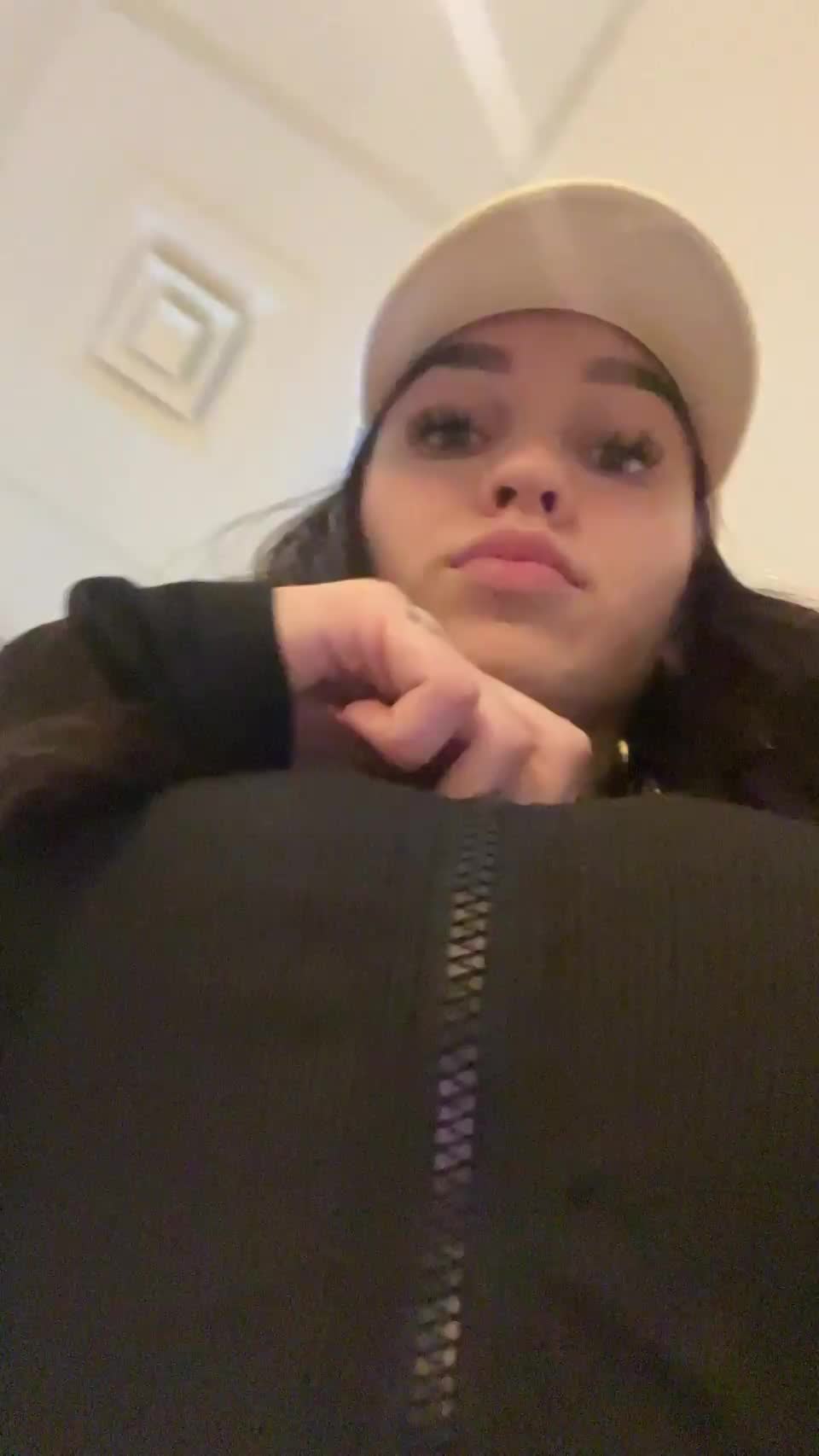 almost got caught whilst flashing in an empty classroom - free porn video