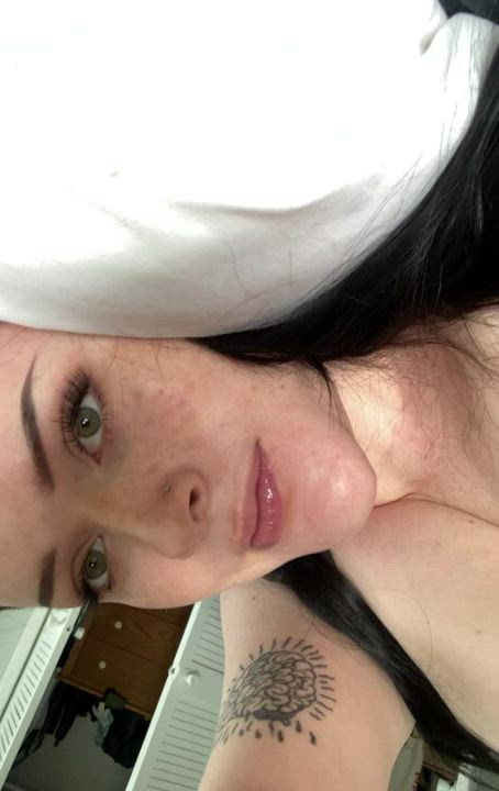 To celebrate my first reddit cake day, I think I need my first cream pie! - free porn video