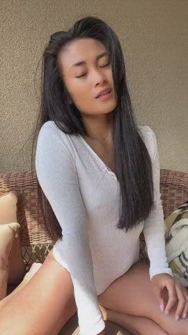 little assets, huge skills - free porn video