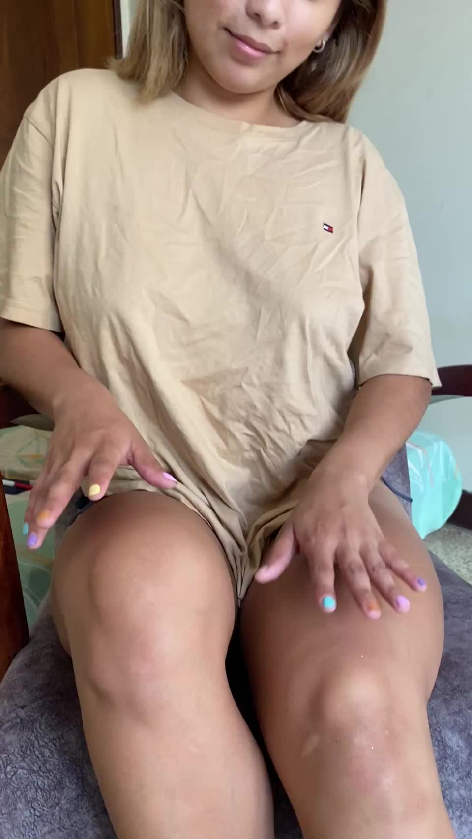 My tasty and neat pussy loves French kisses - free porn video