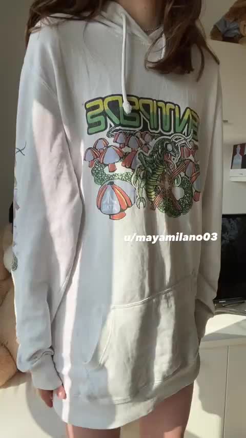 white hoodie white skin big ass - free porn video