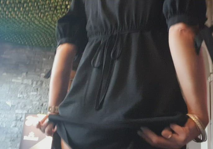 [Irish] King's of Leon gig was so good my panties fell off and some lucky boy got to take them home 🍑🥳😈 - free porn video