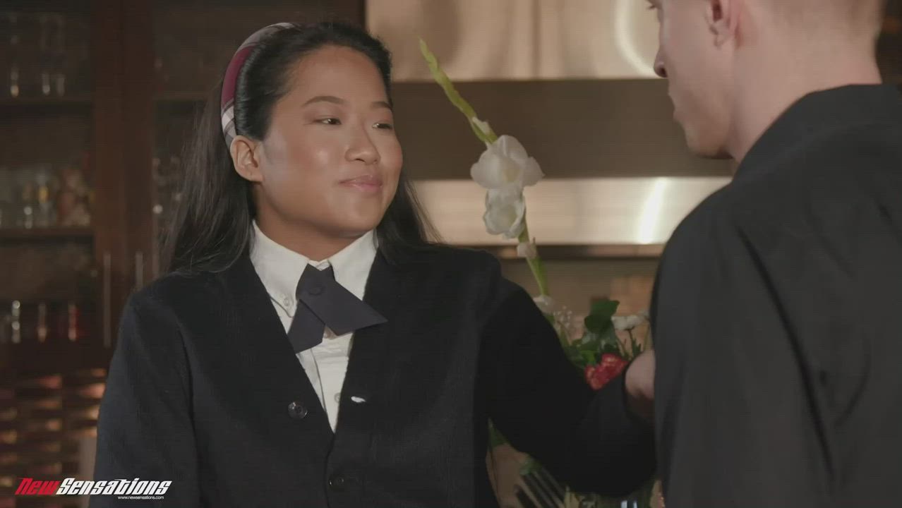 Asian Teen Schoolgirl Wants To See It' - free porn video